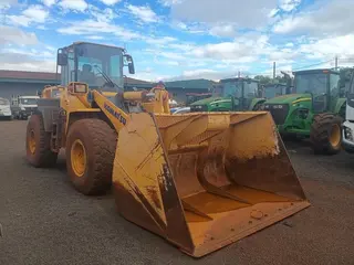 PÁ CARREGADEIRA KOMATSU WA320-6 4x4, ANO AQUIS.: 2023, SÉRIE: KMTWA108PPBB20723 (Ref: 139016) — leilão em Quirinópolis/GO