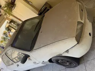 FORD/FIESTA, Modelo: 1999, cor branca — leilão em Paranaguá/PR (foto 3)