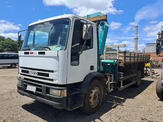 CAMINHÃO GUINDAUTO CARGA SECA IVECO EUROCARGO 170E22, 2011/2012, Placa FINAL 3 (MG), (Ref.: MBP) — leilão em Belo Oriente/MG