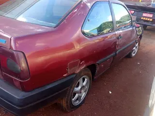 SUCATA TEMPRA - FIAT, 1992/1993, VERMELHO — leilão em Maringá