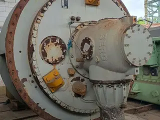 02 CONJUNTOS PROPULSORES CONTENDO: MOTORES ELÉTRICOS, AZIMUTAIS, BASES, HÉLICES E UNID. HIDRÁULICAS (Ref.: ABV/ 521) — leilão em Rio de Janeiro (foto 24)