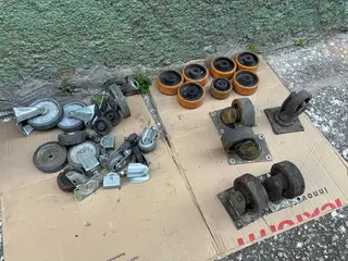 RODAS E RODÍZIOS PARA CARRINHOS E BASES DE CARGA DIVERSOS (Ref.: 1007) — leilão em Santo André/SP (foto 2)