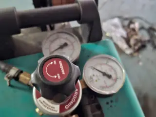 MÁQUINA DE SOLDA BALMER VULCANO MIG 410I (Ref.: 103) — leilão em Atibaia