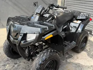 Quadriciclo Polaris 4x4 — leilão em Capela do Alto/SP (foto 8)
