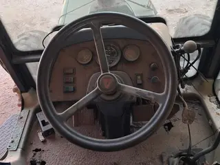 TRATOR DE PNEUS AGRALE BX6110, ANO AQUIS.: 2011, SÉRIE: B002487B (Ref: 25540) — leilão em Sinop/MT (foto 18)