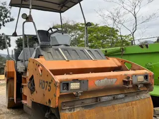 ROLO COMPACTADOR PATA-PATA HAMM HD75 ANO: 2010 — leilão em Biguaçu/SC (foto 12)