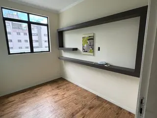 Sala Comercial 1 Vaga 32m² | DESOCUPADA | Menino Deus, Porto Alegre/RS - Entrada 30% + 240x | Aceita FGTS — leilão em Porto Alegre/RS (foto 4)