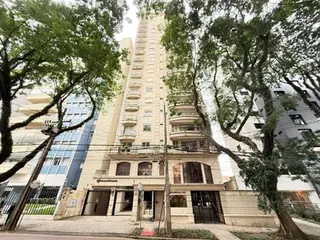 Apartamento com a área construída de utilização exclusiva de 153,5400m² e vaga de estacionamento do EDIFÍCIO GAUDIUM, Curitiba/PR — leilão em Curitiba/PR