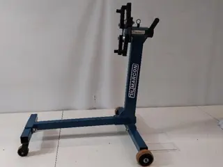 MESA DE COMPUTADOR EROS, BUFFET LARA 4PTS, SOFACAMA SUPREMO SONO, BALANÇA RAMUZA IDR 7500 E OUTROS (15 UN) (Ref.: SB0033950) (P-25) — leilão em Embu das Artes/SP (foto 2)