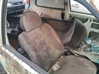 SUCATA DE FIAT UNO FLEX 2010/2011, Placa FINAL 7, (ID.: 45444) — leilão em Suzano/SP (foto 11)