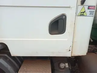 CAMINHÃO CARGA SECA C/ CAB. AUX. MERCEDES-BENZ ACCELO 815, 2015/2015, Placa FINAL 5 (SP), (Ref.: 603017) — leilão em Ouroeste/SP (foto 57)