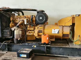 Grupo Gerador Caterpillar C18 750 Kva Ano 2015 — leilão em Marechal Cândido Rondon/PR