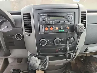 MERCEDES-BENZ CDI SPR TCA AMB ANO: 2017/2018 PLACA FINAL 1 (PR) — leilão em Pranchita/PR (foto 21)
