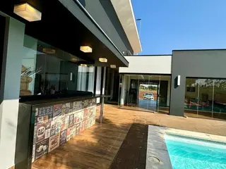 IMÓVEL RESIDENCIAL COM ÁREA CONSTRUÍDA DE 400,00m2 EM SÃO LUIZ DO OESTE - TOLEDO/PR — leilão em Toledo/PR (foto 36)