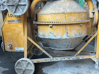 BETONEIRA 400 LITROS MAIS MOTOR — leilão em São José dos Campos/SP (foto 2)