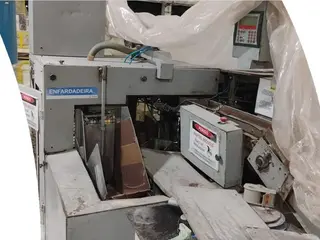 LINHA DE EMPACOTAMENTO: EMPACOTADEIRAS, ENFARDADEIRA, PENEIRA VIBRATÓRIA, ROSCA HELICOIDAL E OUTROS — leilão em Olímpia/SP (foto 18)