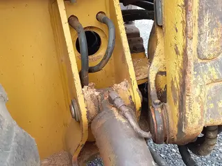 RETROESCAVADEIRA CATERPILLAR 416 E ANO: 2013 — leilão em Ibirama/SC (foto 2)