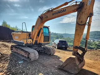 ESCAVADEIRA HIDRÁULICA HYUNDAI R140LC-9SB ANO: 2014 — leilão em Marema/SC (foto 9)