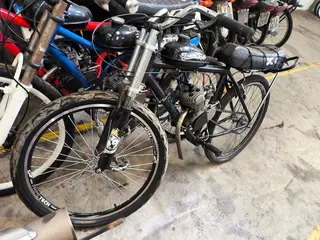 SUCATA BICICLETA MOTORIZADA, S/R, PRETA — leilão em Maringá (foto 3)
