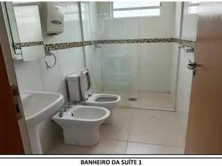 Chácara de alto padrão com 5 suítes e Área total de 5.381 m² | 43% abaixo da avaliação | Santana de Parnaíba/SP — leilão em Santana de Parnaíba/SP (foto 17)