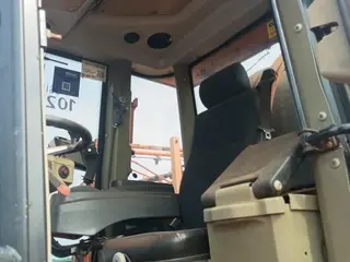 PULVERIZADOR AUTOPROPELIDO JACTO UNIPORT 3030 4x4, ANO AQUIS.: 2017, SÉRIE: 1107997 (Ref: MCL / 102212) — leilão em Lins/SP (foto 6)