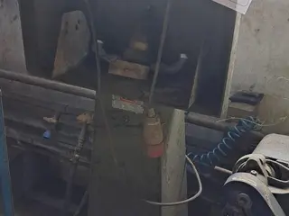 LIXADEIRA INDUSTRIAL INCOMAQ BONECA, ANO 1985, SÉRIE.: 1285 (Ref.: AAR) — leilão em São João Batista/SC