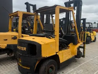 EMPILHADEIRA HYSTER MOD 90 XM (Ref.: 21625) — leilão em São Paulo