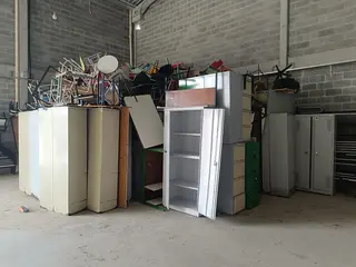 Mobiliário Escolar e Escritório — leilão em Campina Grande do Sul/PR (foto 2)