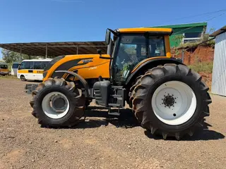 TRATOR DE PNEUS VALTRA BH184 HT 4 ANO: 2022 — leilão em Cordilheira Alta/SC (foto 42)