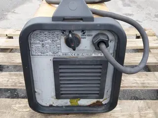 MAQUINA DE SOLDA TIG CASTOLIN EUTECTIC MODELO POWER MAX 2005 (Ref.: 20872) — leilão em São Paulo (foto 5)
