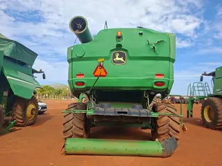 COLHEITADEIRA DE GRAOS JOHN DEERE S 680, ANO: 2015, SÉRIE: 1CQS680APF0110180 (Ref: LIM202500217) — leilão em Campo Novo do Parecis/MT (foto 12)