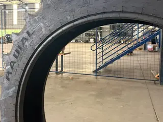 PAR DE PNEUS AGRÍCOLAS ADVANCE RADIAL 320/90 R50 NOVOS ID #3847951/AZ — leilão em Uberlândia/MG (foto 3)