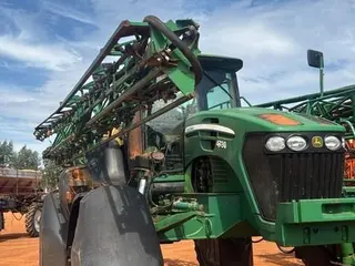 PULVERIZADOR AUTO PROPELIDO JOHN DEERE E4730, ANO AQUIS.: 2014, SÉRIE: 1NW4730XLE0001492 (Ref: LIM202500773) — leilão em Campo Novo do Parecis/MT (foto 4)