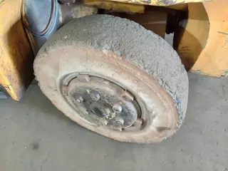 EMPILHADEIRA Á COMBUSTÃO CONTRABALANÇADA HYSTER , CAP: 7 TON, SÉRIE: NÃO IDENTIFICADO (Ref: DBW) — leilão em Sertãozinho (foto 8)