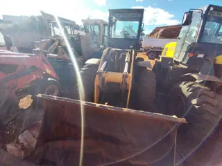 Máquina PA Carregadeira, Marca New Holland, Modelo 12 D Turbo Evo — leilão em Nova Santa Bárbara/PR (foto 12)