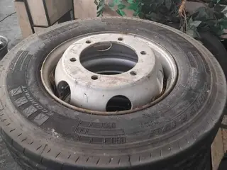 07 UNIDADES DE- PNEUS 235 USADOS / MARCA: DIVERSOS TIPO II. (Ref.: DR520) — leilão em São Bernardo do Campo (foto 7)