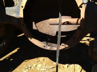 Carcaça do Rockwell 240 — leilão em Turvo/PR
