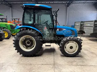 Trator LS Tractor U60 4x4 Ano 2017 Cod (10), cabinado de fábrica com ar condicionado com apenas 2987 horas — leilão em Artur Nogueira/SP (foto 9)
