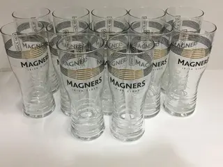 24 COPOS DE VIDRO PARA CERVEJA APROX. 500ML MAGNERS - SEM USO (Ref.: ren 203 2026031220203) — leilão em São Caetano do Sul (foto 2)