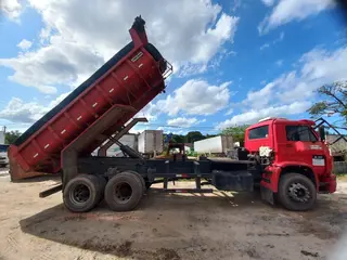 CAMINHAO VW /24.25 OE WORKER 6X2 — leilão em Jaboatão dos Guararapes/PE (foto 9)