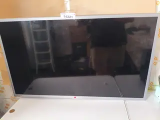 2 MONITORES - SAMSUNG 24 POLEGADAS - LG 32 POLEGADAS (SEM TESTE - NO ESTADO) - CÓDIGO: 14221 — leilão em São Paulo (foto 6)