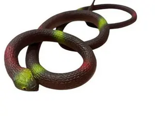 APROX. 300 BRINQUEDOS: COBRAS DE BORRACHA — leilão em São Caetano do Sul