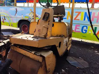SUCATA MINI ROLO COMPACTADOR DYNAPAC — leilão em Engenheiro Beltrão (foto 6)