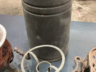 Coleção de Artefatos Antigos e Peças Vintage Variadas — leilão em São Paulo/SP (foto 3)