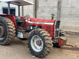 TRATOR MASSEY FERGUSON 292 — leilão em Cotia/SP