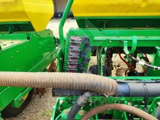 PLANTADEIRA JOHN DEERE CCS 2122 ANO 2022 — leilão em Natividade/TO (foto 3)