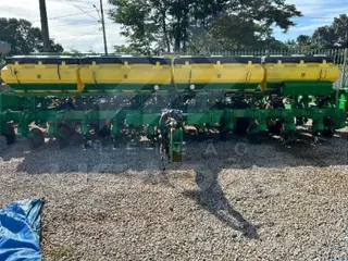 PLANTADEIRA JOHN DEERE CSS 2117 — leilão em Itaúba/MT