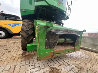 COLHEITADEIRA JOHN DEERE S440 ANO 2022 — leilão em Lagoa Santa/MG (foto 4)
