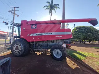 COLHEITADEIRA MASSEY FERGUSON 9790 — leilão em Paraúna/GO